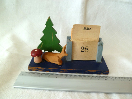 Alte figur mit - alte, und