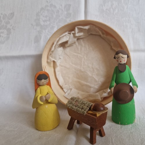 Miniatur holz krippe maria - holz-krippe,
