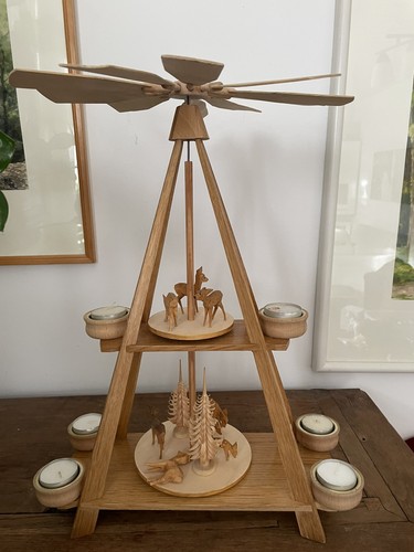 Pyramide weihnachspyramide - pyramide,