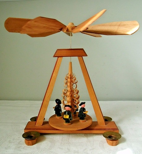 Alte pyramide seiffen - pyramide,