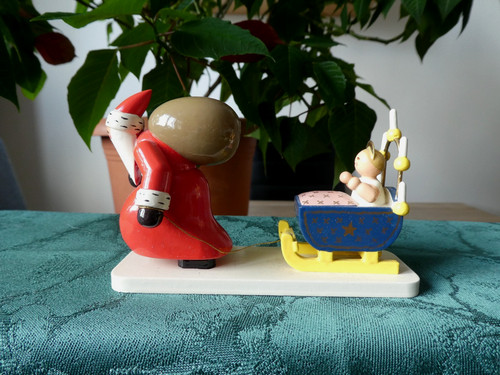 Weihnachtsmann mit schlitten - mit,