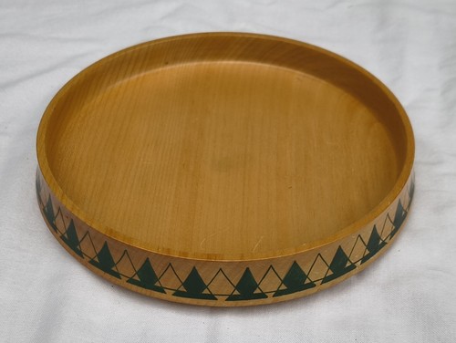 Holztablett mit umlaufendem